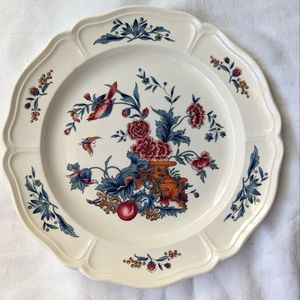Vintage Wedgwood Williamsburg Potpourri Queen's Ware Floral Dinner Plate
